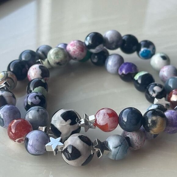 Hand crafted Colorful orca cow print ONE NEW stretch bracelet stars silver tone - Picture 7 of 8